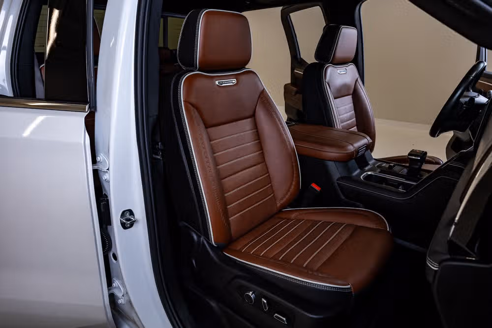 2024 GMC Sierra 1500 Denali Ultimate Crew Cab Image 32