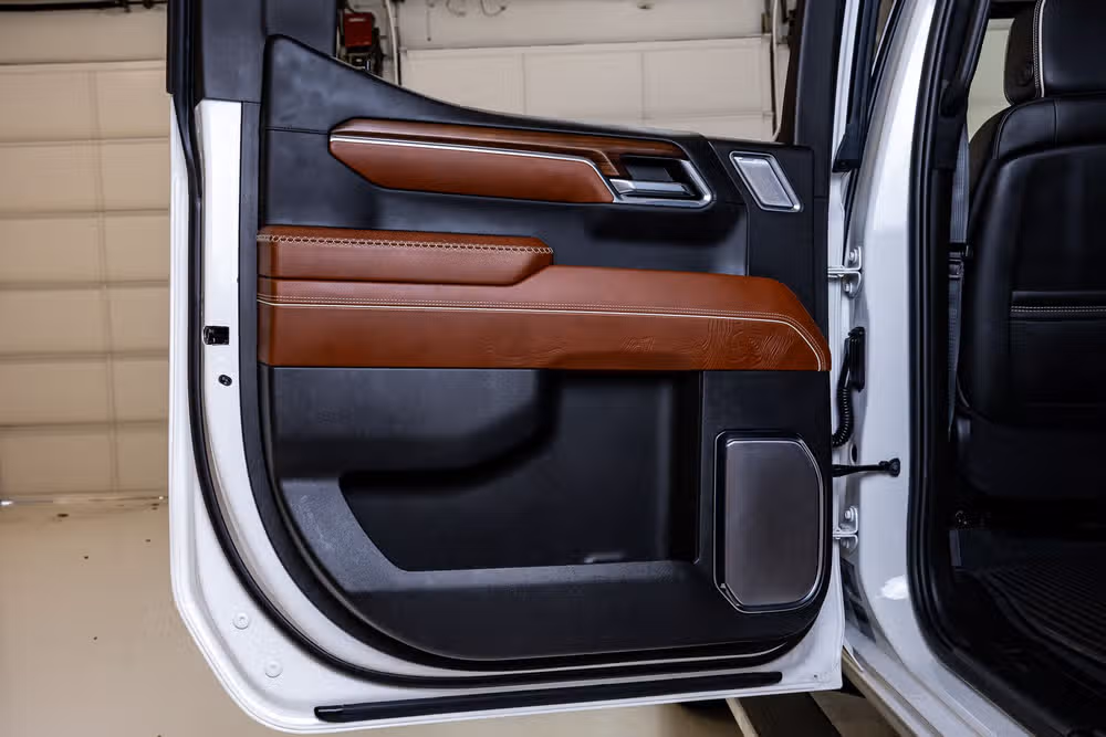 2024 GMC Sierra 1500 Denali Ultimate Crew Cab Image 39