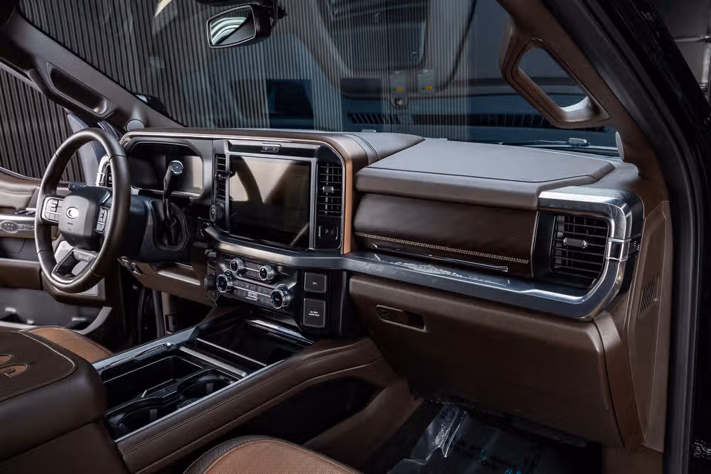 2026 Ford F-250 Super Duty King Ranch Crew Cab Image 18
