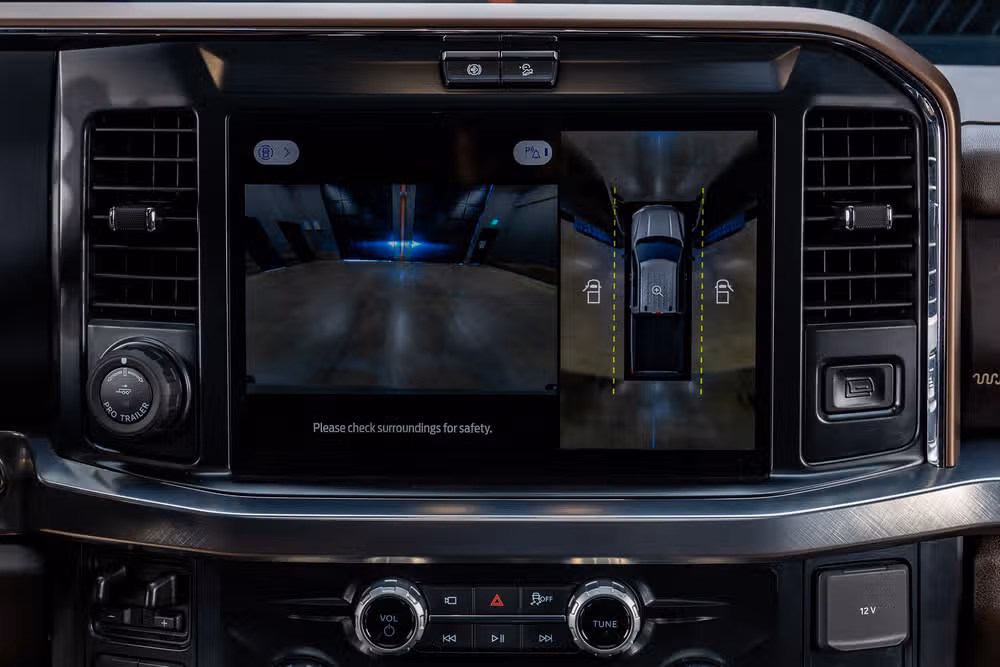 2026 Ford F-250 Super Duty King Ranch Crew Cab Image 27