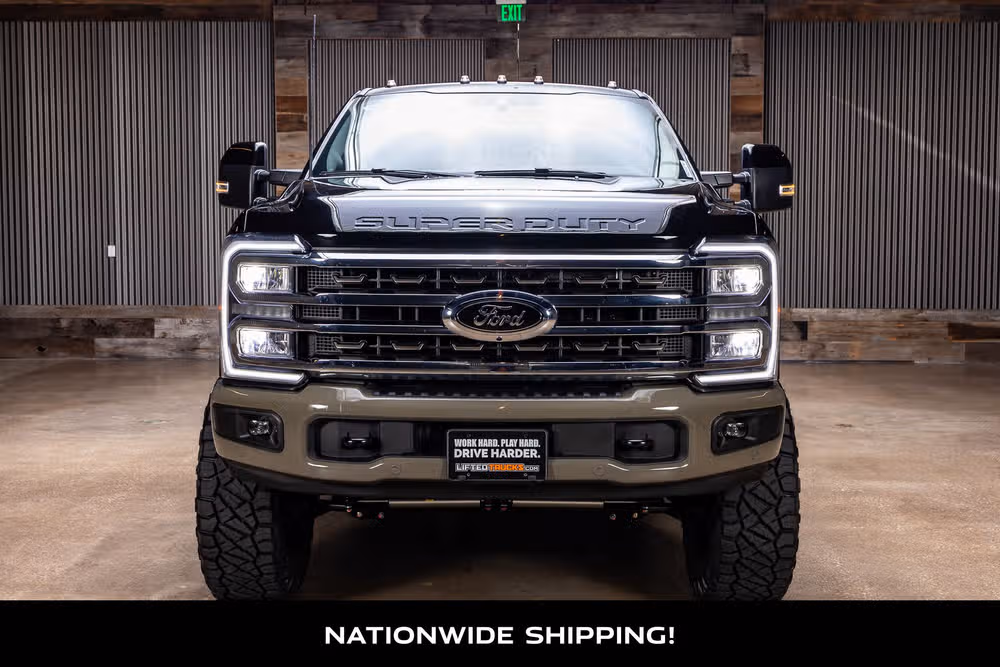 2026 Ford F-250 Super Duty King Ranch Crew Cab Image 4