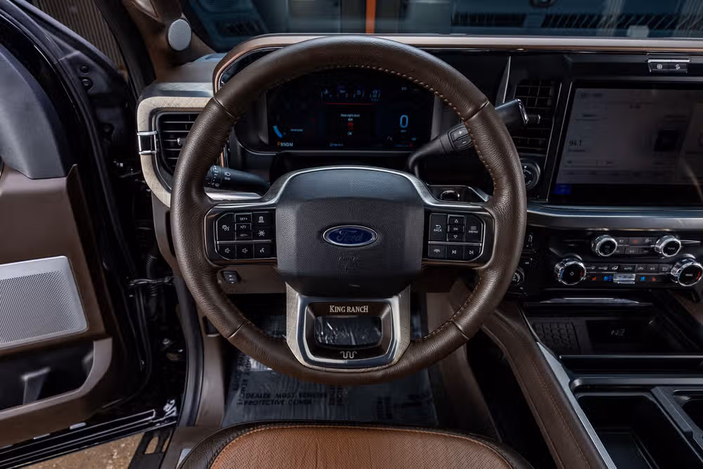 2026 Ford F-250 Super Duty King Ranch Crew Cab Image 19