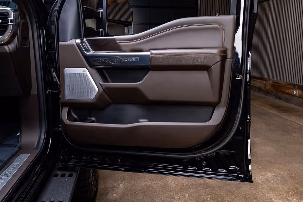 2026 Ford F-250 Super Duty King Ranch Crew Cab Image 39