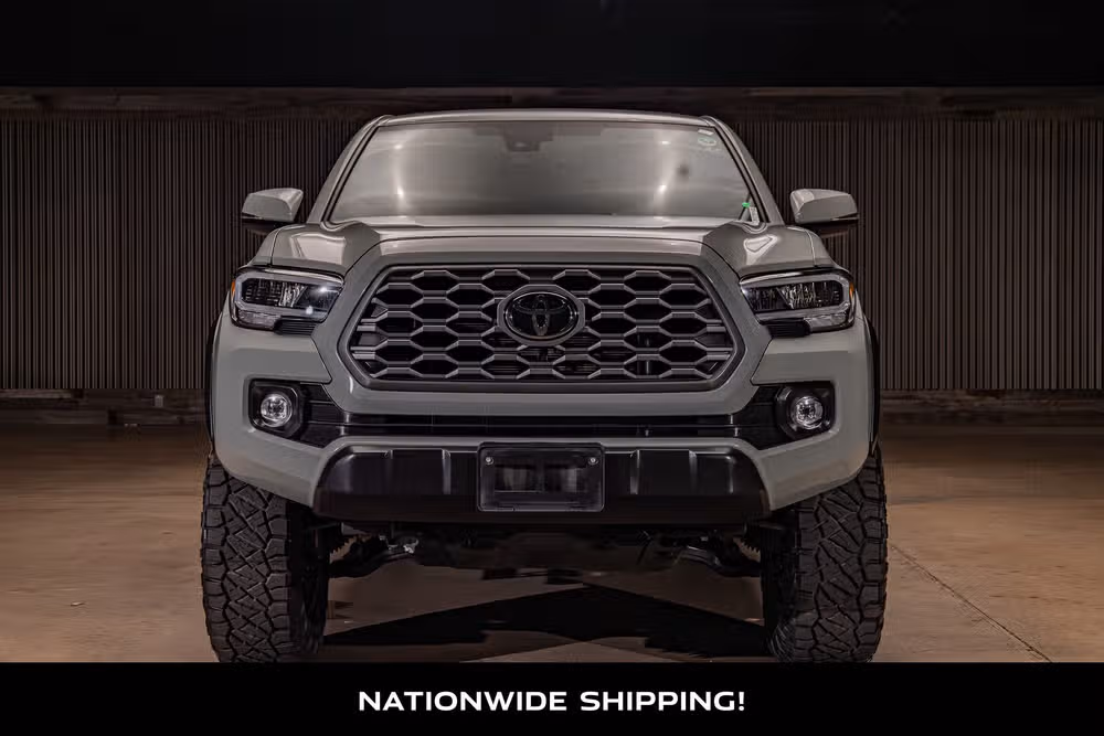 2023 Toyota Tacoma TRD Off-Road Double Cab Image 4