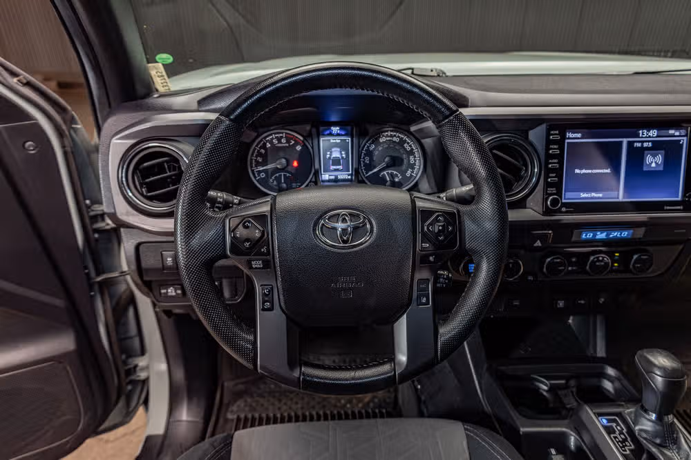 2023 Toyota Tacoma TRD Off-Road Double Cab Image 16