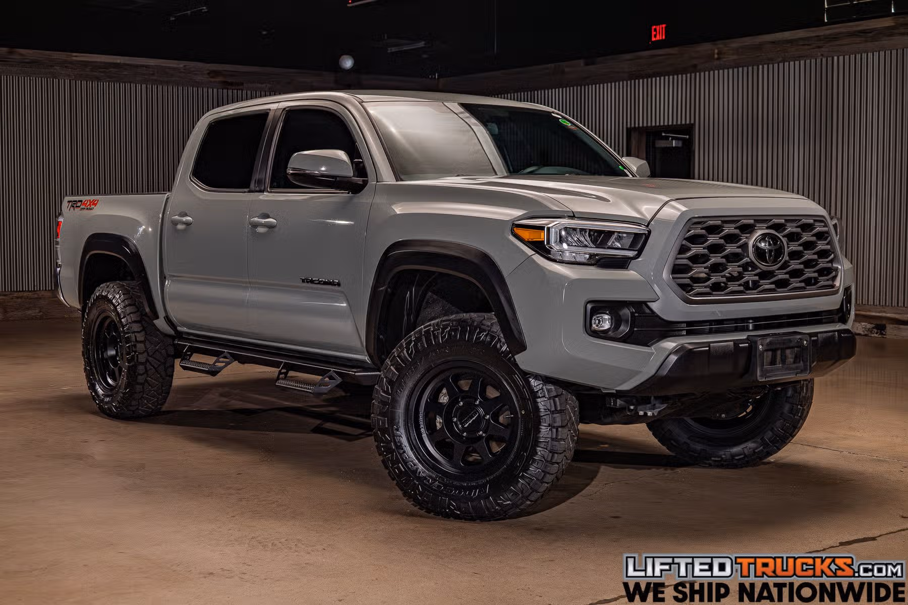 2023 Toyota Tacoma TRD Off-Road Double Cab Image 1