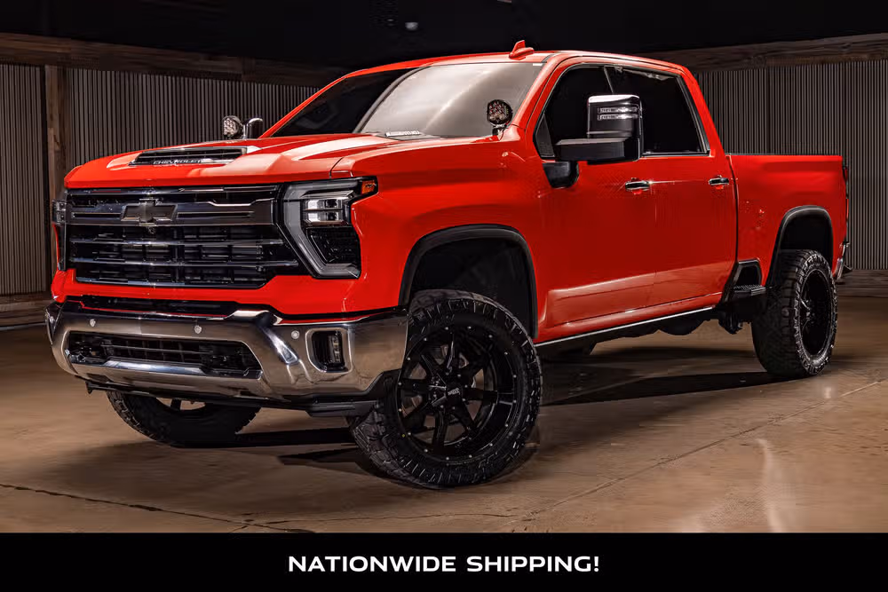 2024 Chevrolet Silverado 2500HD LTZ Crew Cab Image 4