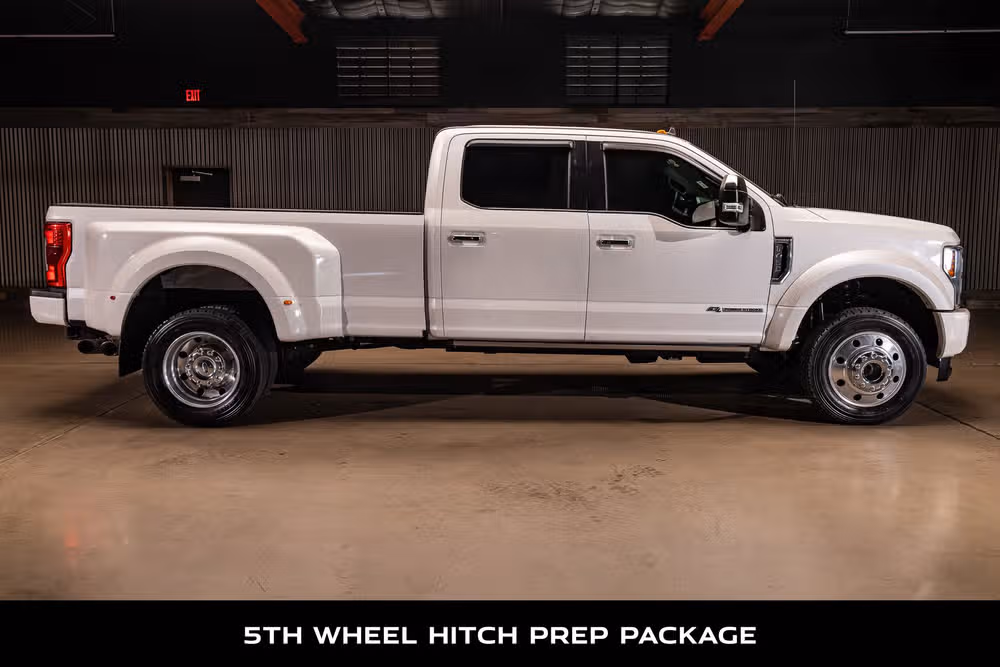 2019 Ford F-450 Super Duty Platinum Crew Cab Image 9