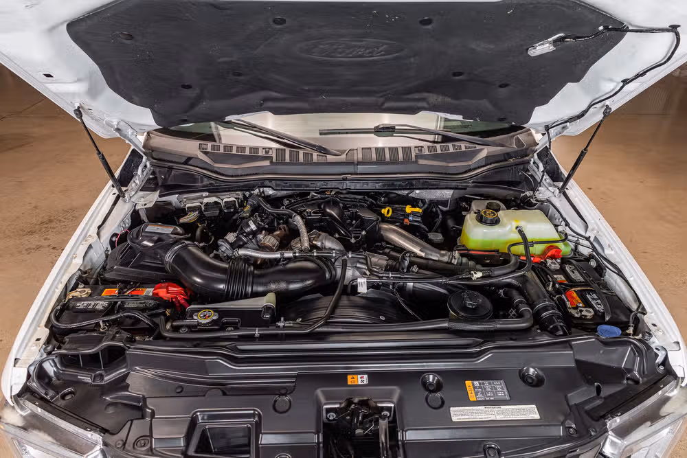 2019 Ford F-450 Super Duty Platinum Crew Cab Image 30