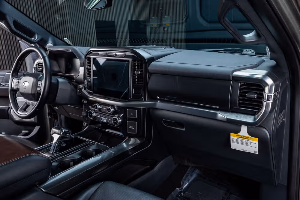 2022 Ford F-150 Lariat Black Widow SuperCrew Image 17