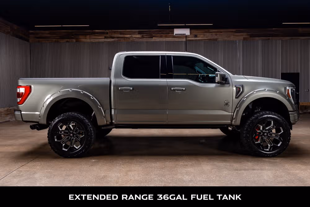 2022 Ford F-150 Lariat Black Widow SuperCrew Image 10