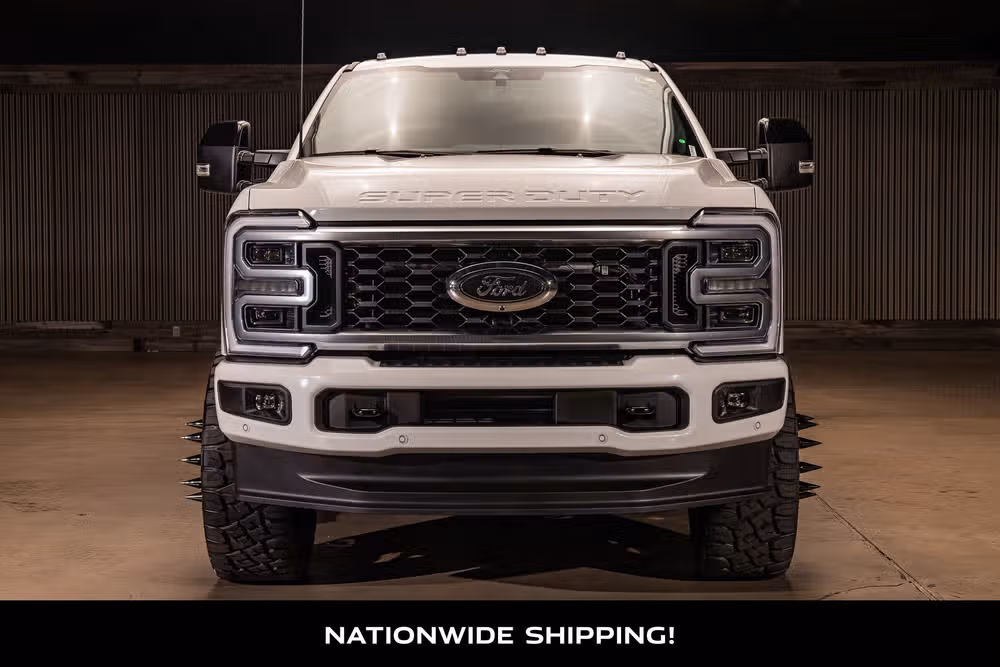 2026 Ford F-350 Super Duty Platinum Crew Cab Image 4