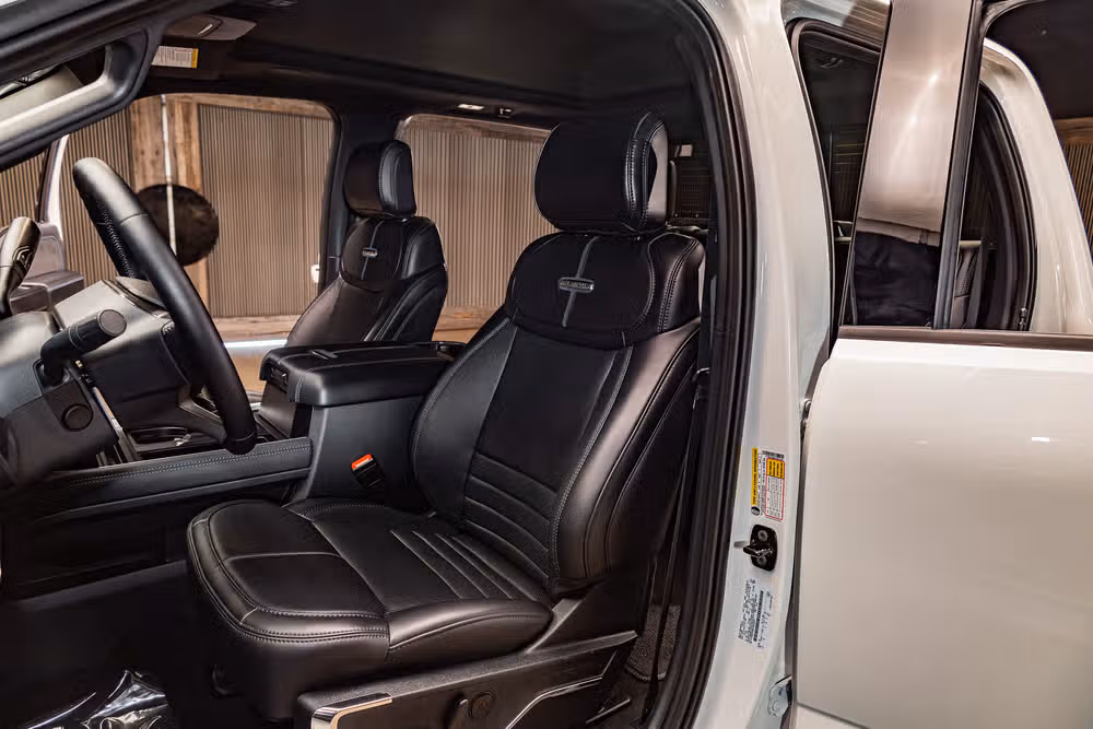2026 Ford F-350 Super Duty Platinum Crew Cab Image 24