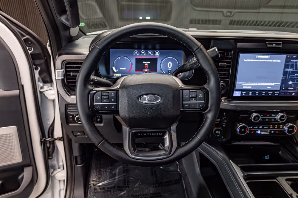 2026 Ford F-350 Super Duty Platinum Crew Cab Image 18