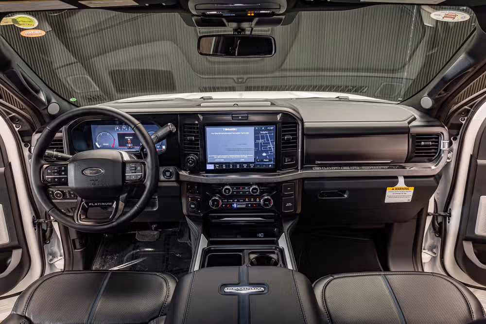 2026 Ford F-350 Super Duty Platinum Crew Cab Image 17