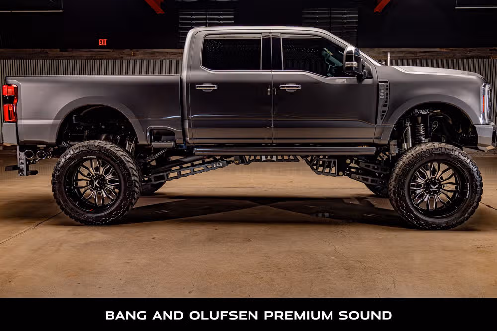2024 Ford F-350 Super Duty Platinum Crew Cab Image 10