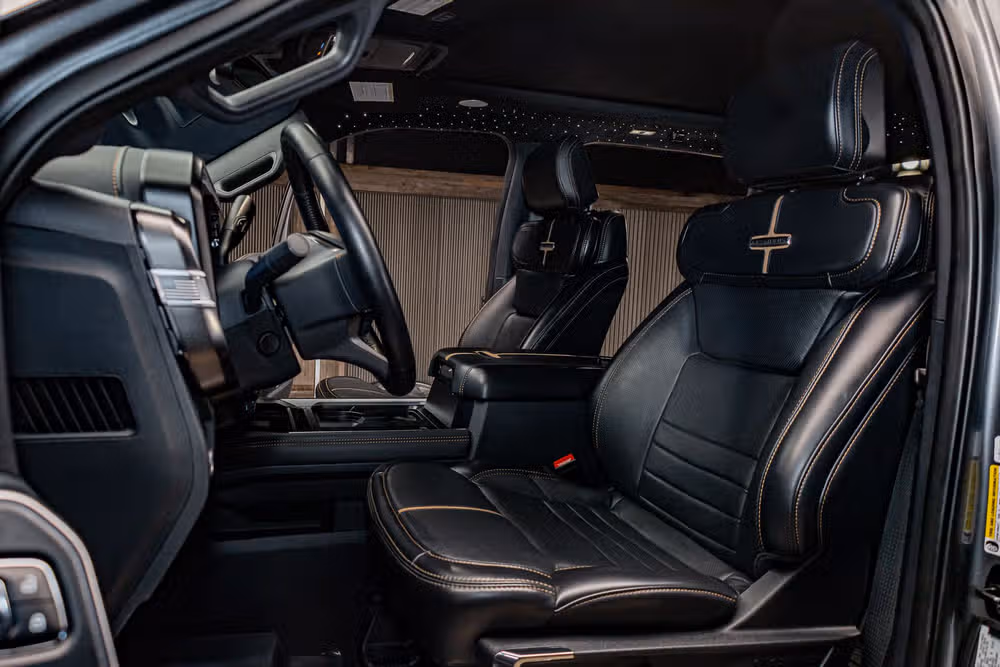 2024 Ford F-350 Super Duty Platinum Crew Cab Image 24
