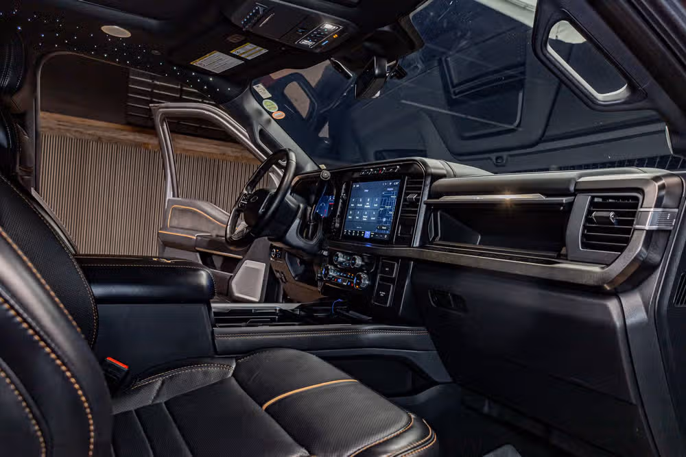 2024 Ford F-350 Super Duty Platinum Crew Cab Image 20