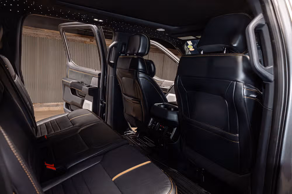 2024 Ford F-350 Super Duty Platinum Crew Cab Image 27