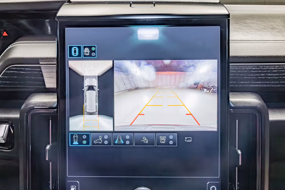 2025 GMC Yukon AT4 Ultimate Image 20
