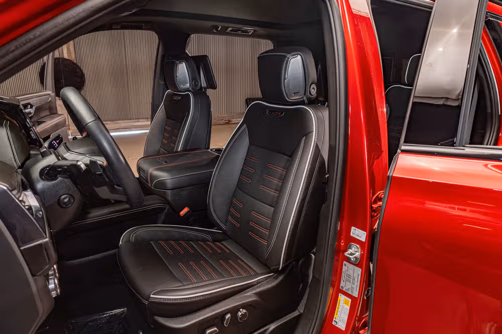 2025 GMC Yukon AT4 Ultimate Image 21