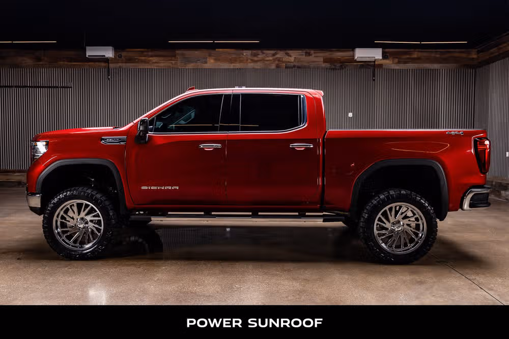 2024 GMC Sierra 1500 SLT Crew Cab Image 6