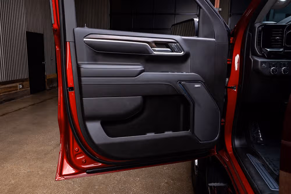 2024 GMC Sierra 1500 SLT Crew Cab Image 37