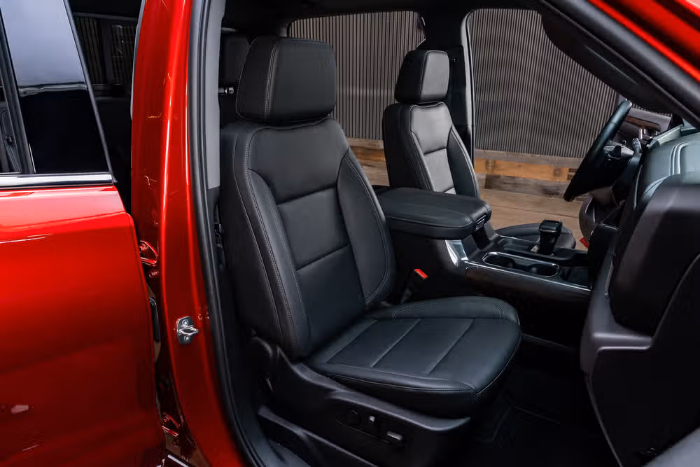 2024 GMC Sierra 1500 SLT Crew Cab Image 32