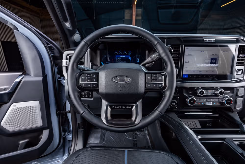 2026 Ford F-250 Super Duty Platinum Crew Cab Image 19
