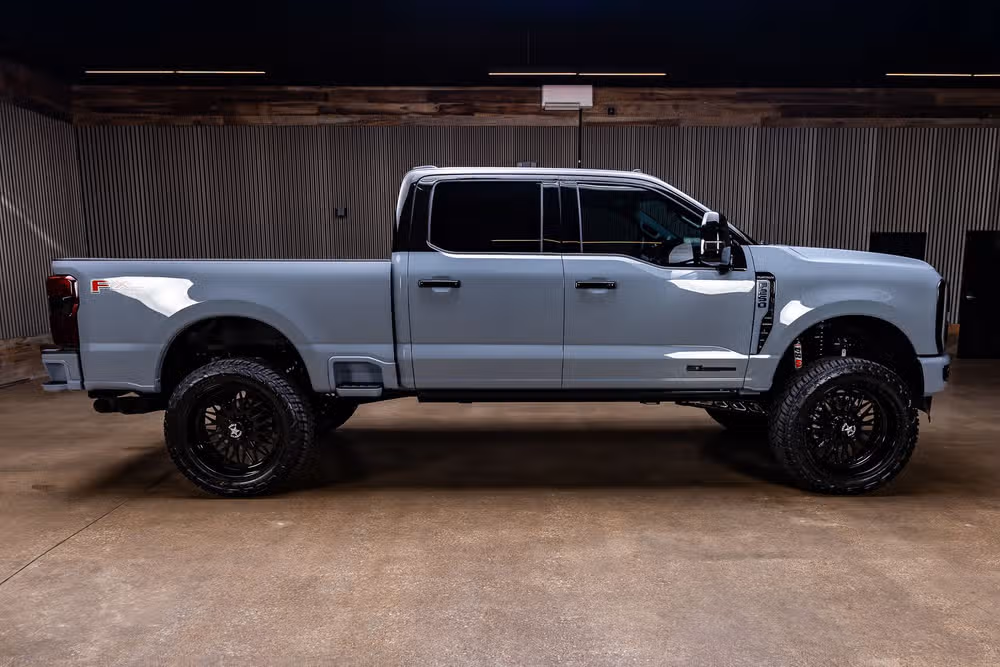 2026 Ford F-250 Super Duty Platinum Crew Cab Image 11