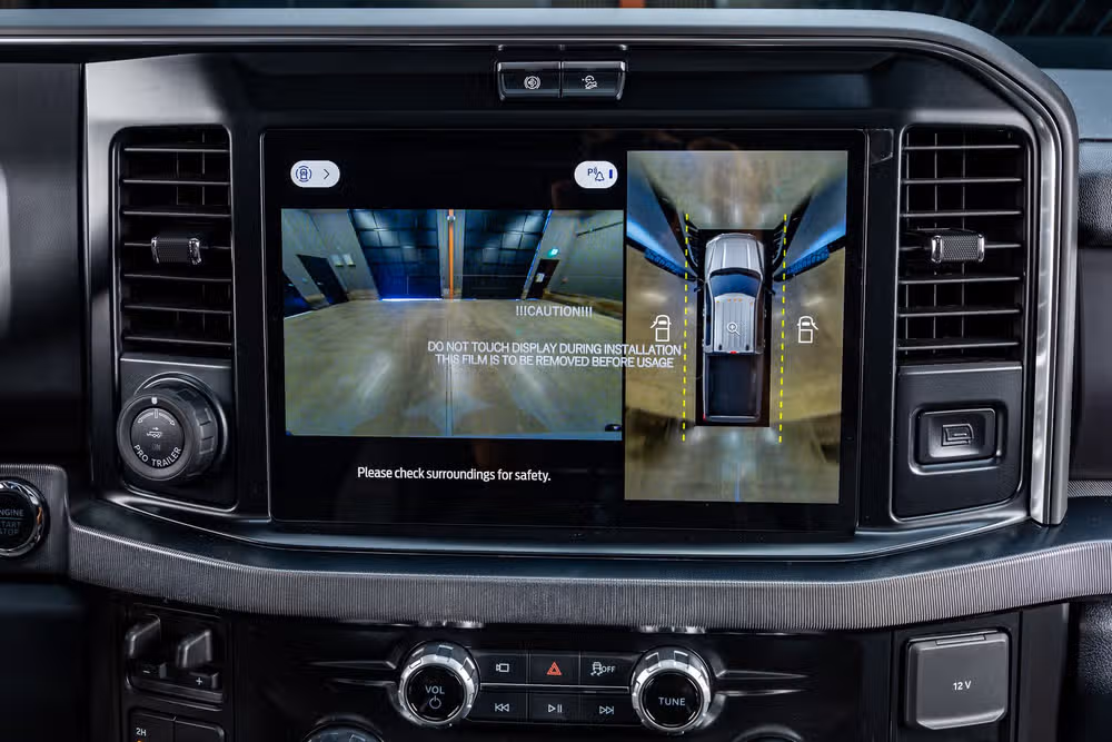 2026 Ford F-250 Super Duty Platinum Crew Cab Image 26