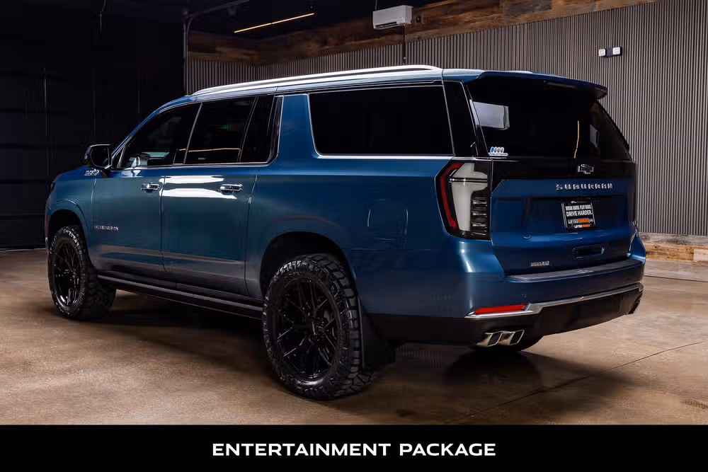 2025 Chevrolet Suburban High Country Image 7