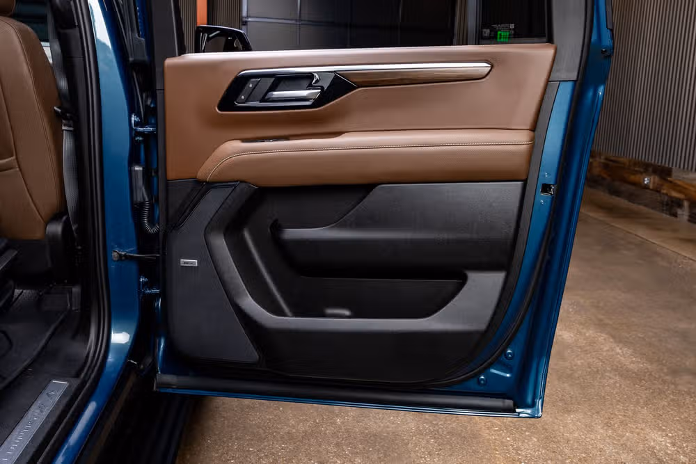 2025 Chevrolet Suburban High Country Image 43