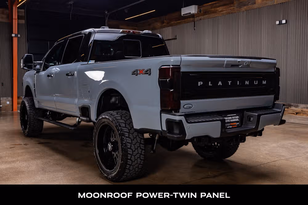 2026 Ford F-350 Super Duty Platinum Plus Crew Cab Image 7