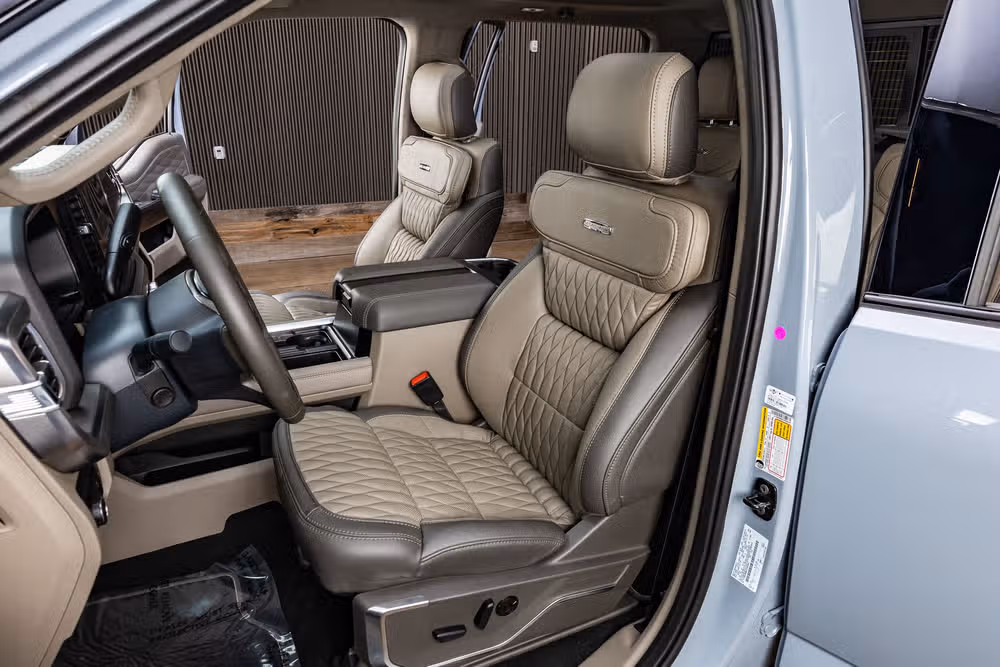 2026 Ford F-350 Super Duty Platinum Plus Crew Cab Image 30