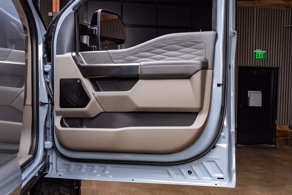 2026 Ford F-350 Super Duty Platinum Plus Crew Cab Image 37