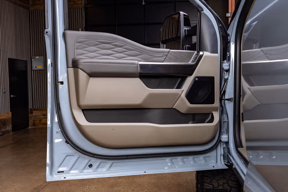 2026 Ford F-350 Super Duty Platinum Plus Crew Cab Image 36