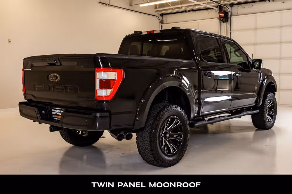 2022 Ford F-150 Lariat Black Widow SuperCrew Image 9