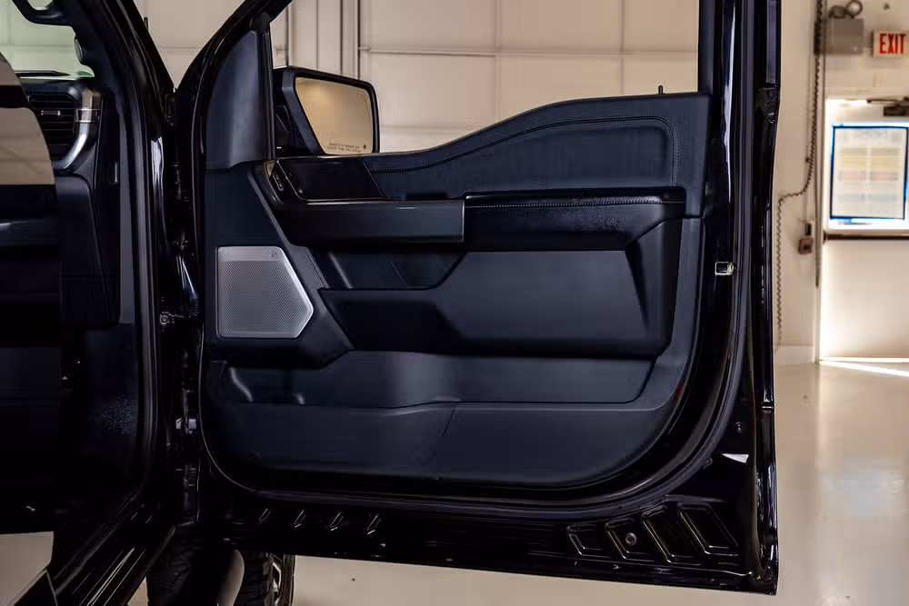 2022 Ford F-150 Lariat Black Widow SuperCrew Image 37