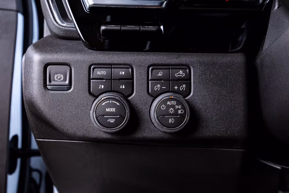 2026 Chevrolet Silverado 3500HD High Country Crew Cab Image 21