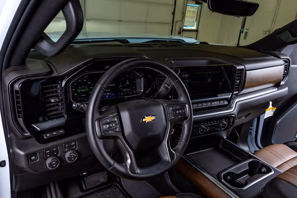 2026 Chevrolet Silverado 3500HD High Country Crew Cab Image 16