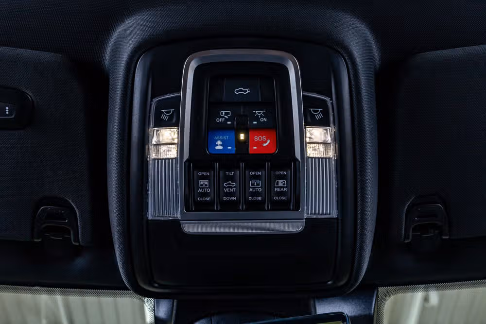 2024 Ram 1500 TRX Crew Cab Image 30