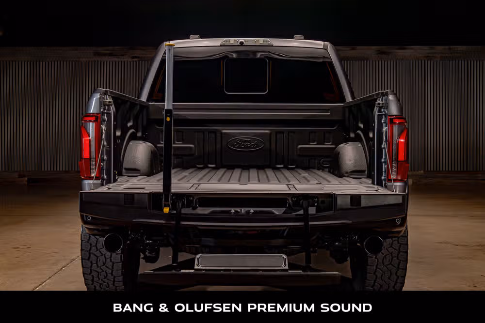 2024 Ford F-150 Raptor SuperCrew Image 8