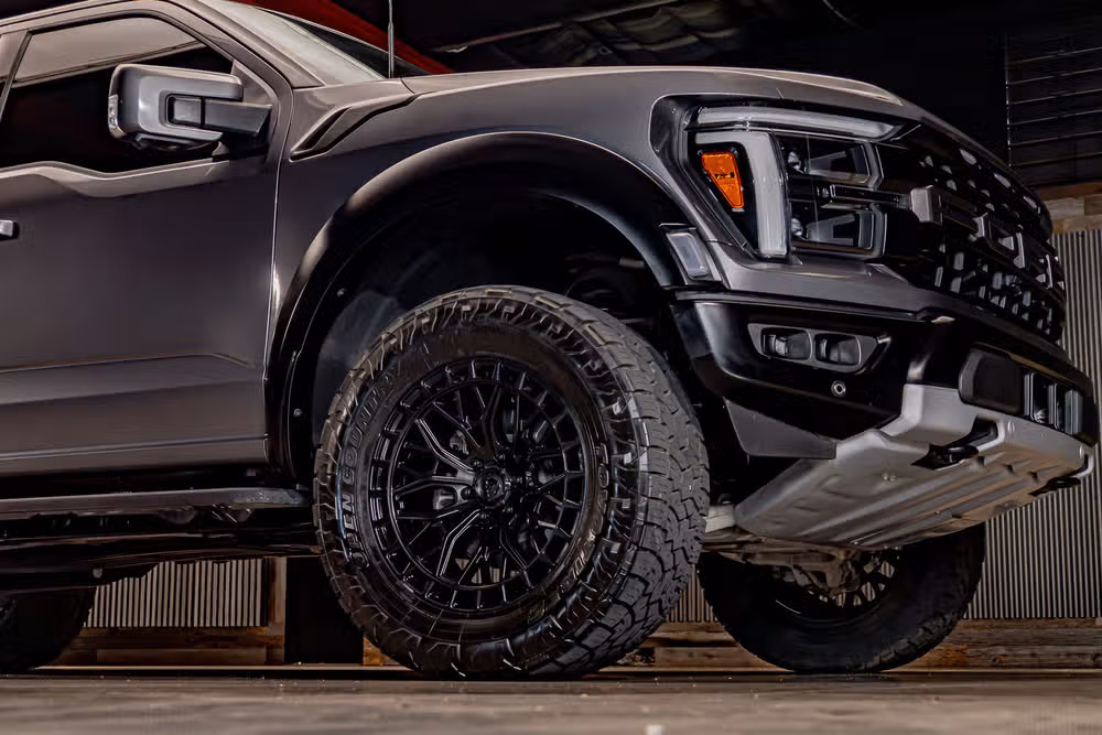 2024 Ford F-150 Raptor SuperCrew Image 13