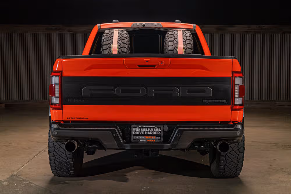 2023 Ford F-150 Raptor SuperCrew Image 7