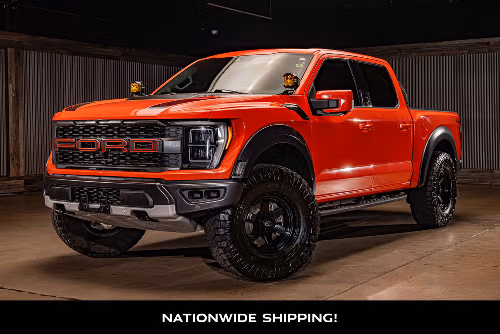 2023 Ford F-150 Raptor SuperCrew Image 4