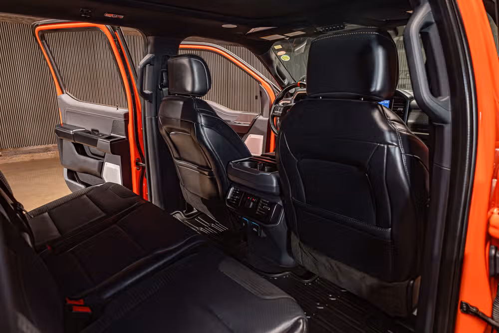 2023 Ford F-150 Raptor SuperCrew Image 28