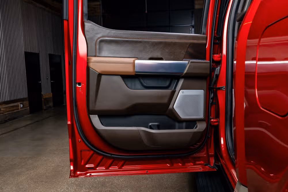2025 Ford F-150 King Ranch SuperCrew Image 39