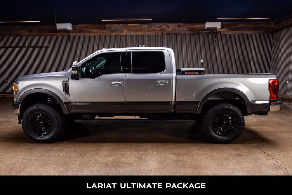 2020 Ford F-250 Super Duty Lariat Crew Cab Image 6