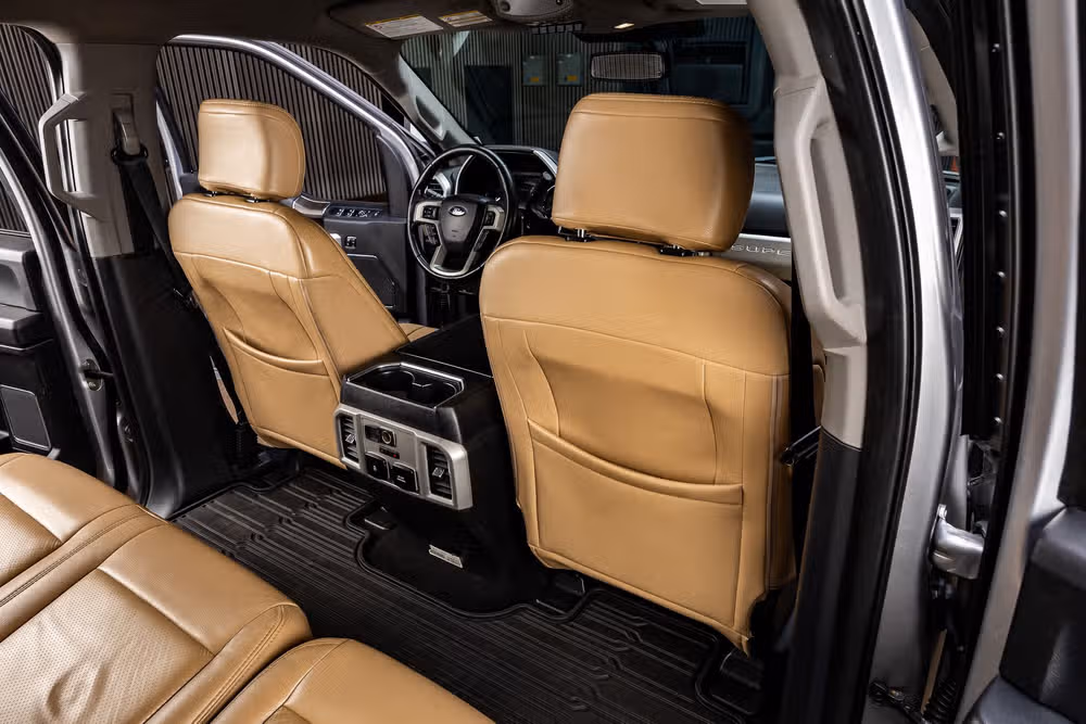 2020 Ford F-250 Super Duty Lariat Crew Cab Image 32